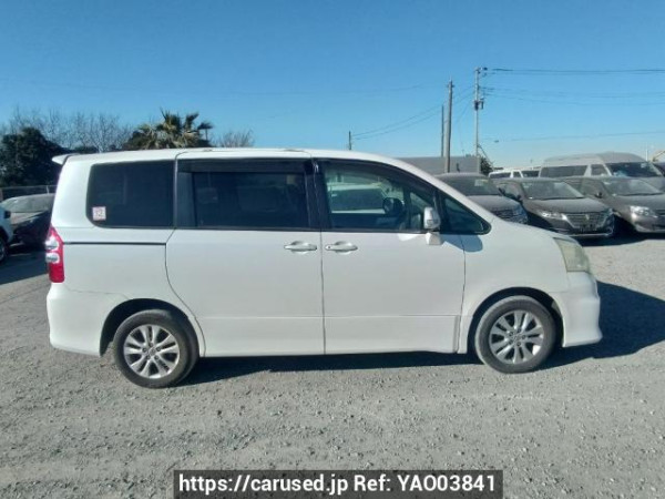 Used 2011 AT toyota noah ZRR75W Image[7]