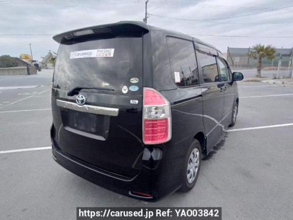 Used 2007 AT toyota noah ZRR70W Image[6]