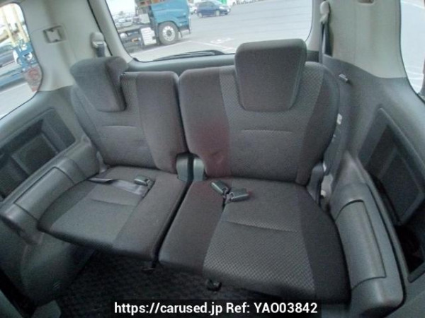 Used 2007 AT toyota noah ZRR70W Image[17]