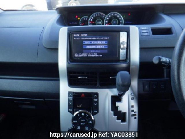 Used 2011 AT toyota noah ZRR75G Image[22]