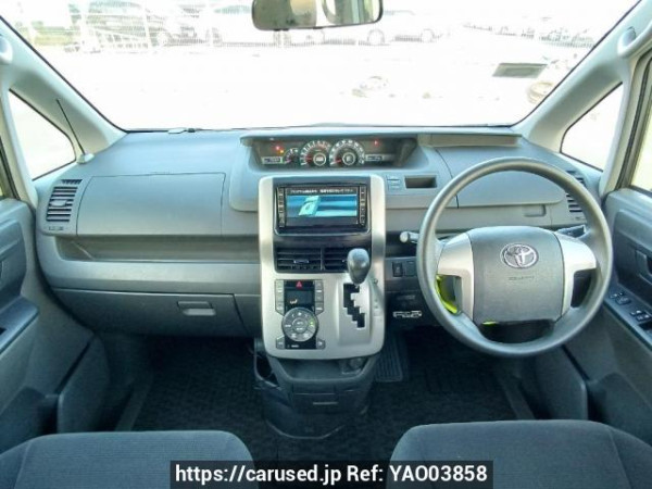 Used 2008 AT toyota noah ZRR75G Image[18]