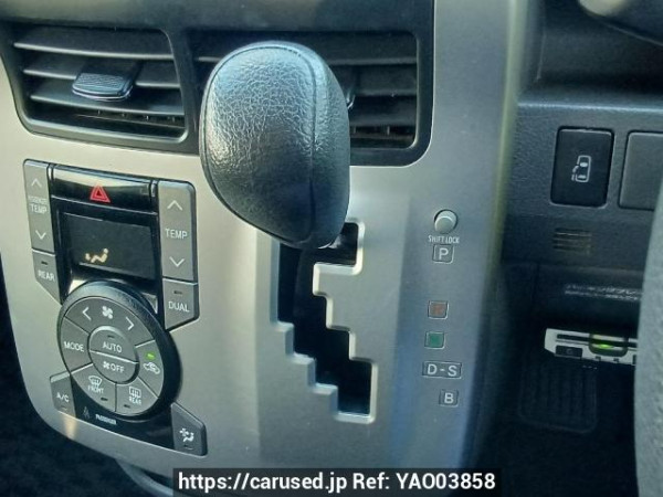 Used 2008 AT toyota noah ZRR75G Image[24]