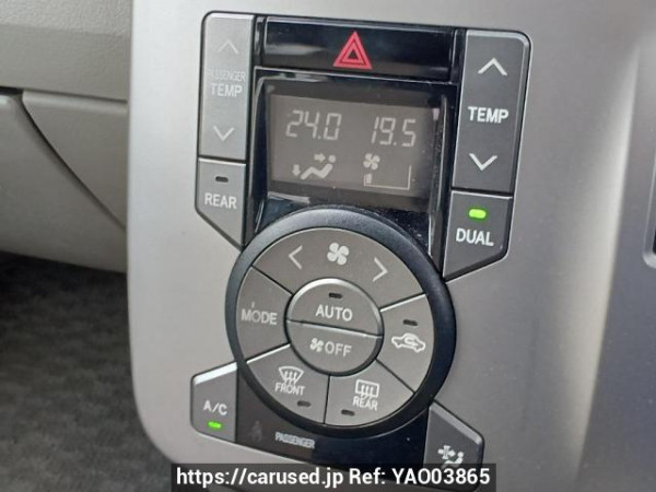 Used 2009 AT toyota noah ZRR70W Image[27]