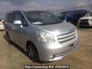 Toyota Noah ZRR70G
