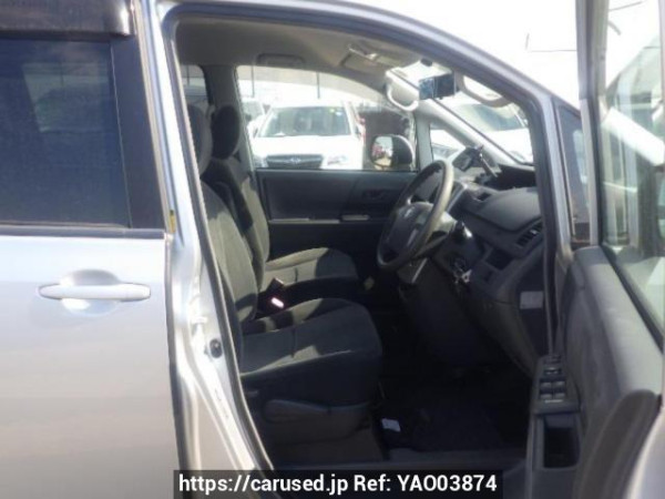 Used 2008 AT toyota noah ZRR70G Image[11]