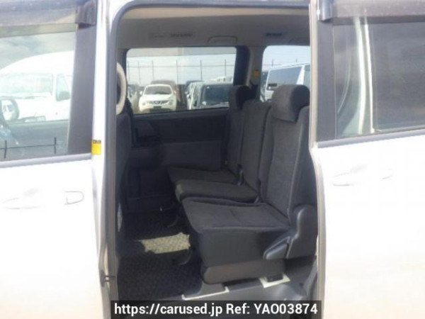 Used 2008 AT toyota noah ZRR70G Image[14]