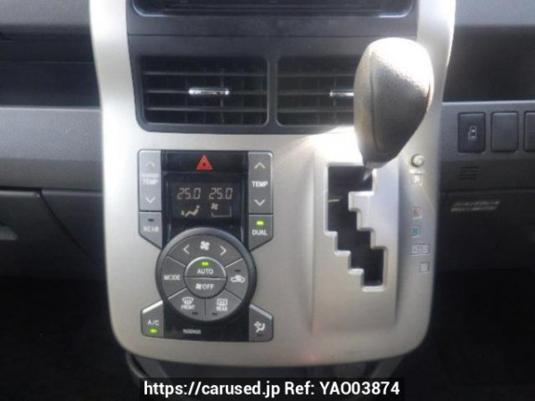 Used 2008 AT toyota noah ZRR70G Image[23]