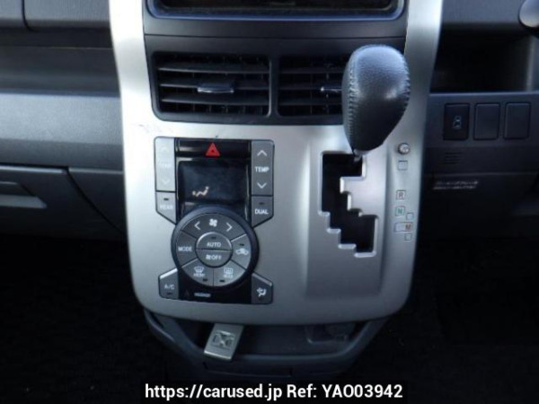 Used 2007 AT toyota voxy ZRR70W Image[21]