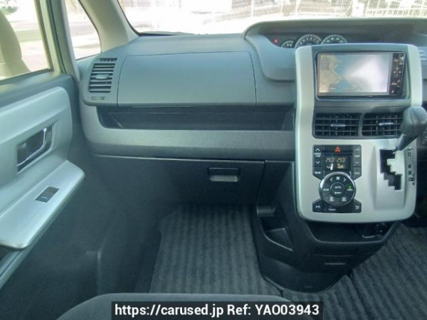 Used 2010 AT toyota noah ZRR70G Image[20]