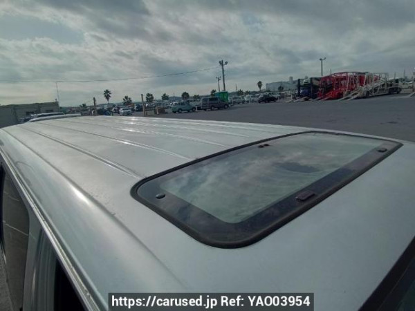 Used 2003 AT toyota regiusace-van TRH112V Image[10]