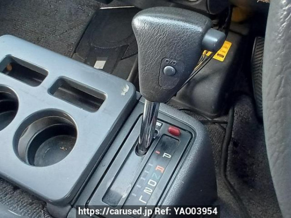 Used 2003 AT toyota regiusace-van TRH112V Image[26]