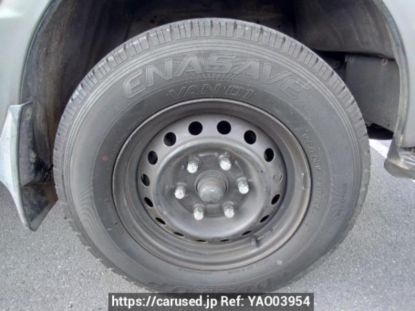 Used 2003 AT toyota regiusace-van TRH112V Image[28]