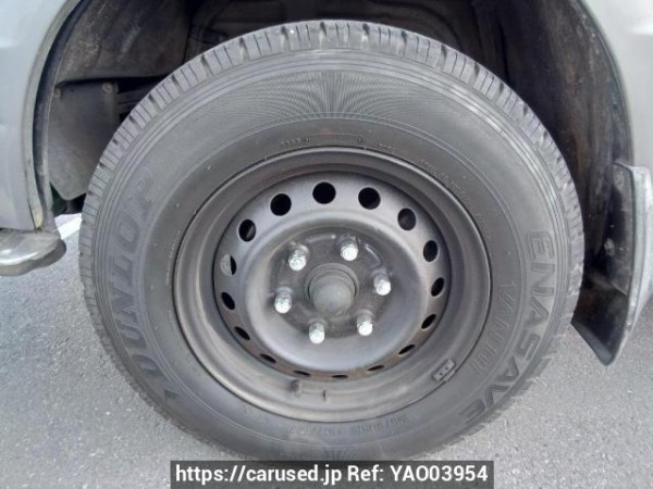 Used 2003 AT toyota regiusace-van TRH112V Image[29]