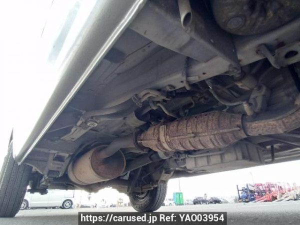 Used 2003 AT toyota regiusace-van TRH112V Image[34]
