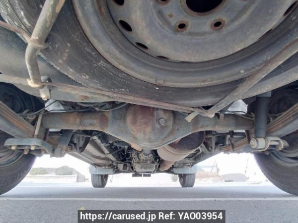 Used 2003 AT toyota regiusace-van TRH112V Image[39]