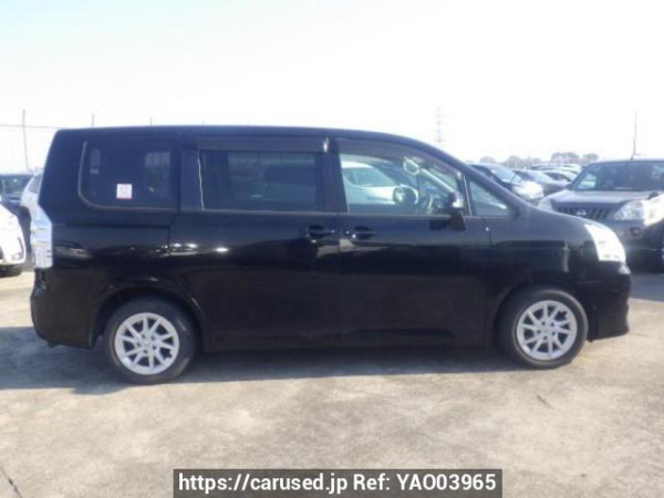 Used 2010 AT toyota noah ZRR70G Image[7]
