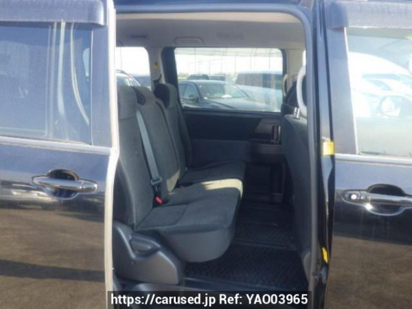 Used 2010 AT toyota noah ZRR70G Image[13]