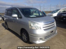 Toyota Noah ZRR75G