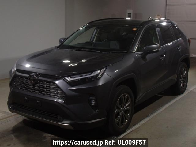 Buy Used 2025 Toyota RAV4 AXAH54 (UL009F57) - Carused.jp