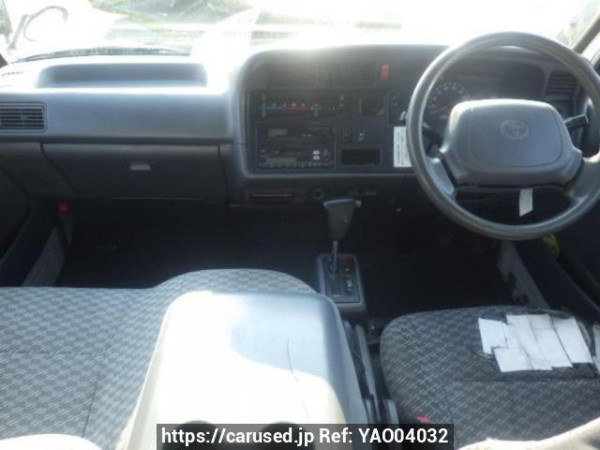 Used 2004 AT toyota hiace-commuter TRH124B Image[16]