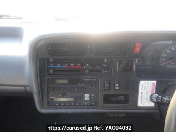 Used 2004 AT toyota hiace-commuter TRH124B Image[21]