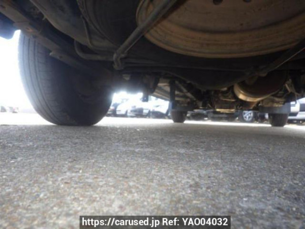 Used 2004 AT toyota hiace-commuter TRH124B Image[33]