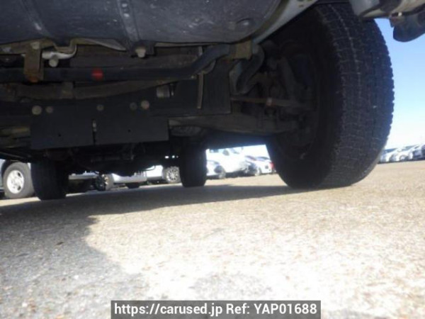 Used 2004 AT toyota hiace-van TRH112V Image[29]