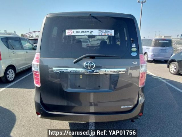 Used 2009 AT toyota noah ZRR70G Image[5]