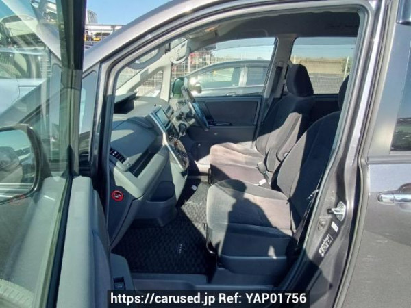 Used 2009 AT toyota noah ZRR70G Image[14]