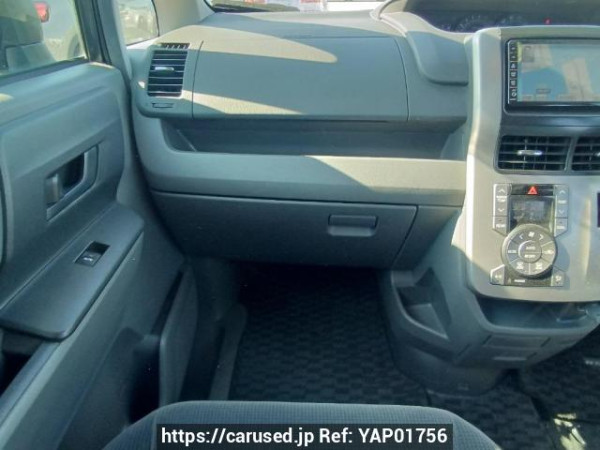 Used 2009 AT toyota noah ZRR70G Image[19]