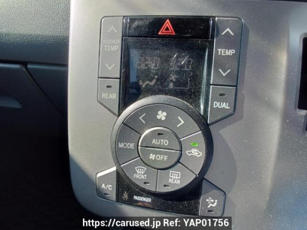 Used 2009 AT toyota noah ZRR70G Image[25]
