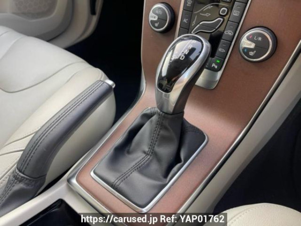 Used 2017 AT volvo v40 MD4204T Image[31]