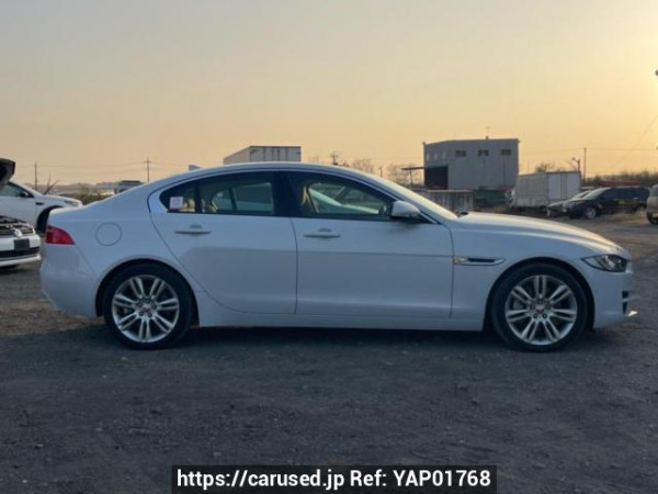 Used 2016 AT jaguar xe JA2GA Image[7]