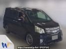 Toyota Noah ZRR70W