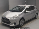Toyota Aqua NHP10
