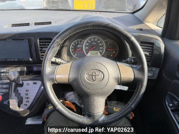 Used 2004 AT toyota wish ZNE10G Image[16]
