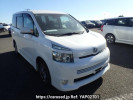 Toyota Voxy ZRR70W
