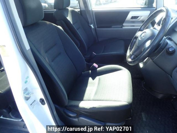 Used 2009 AT toyota voxy ZRR70W Image[9]