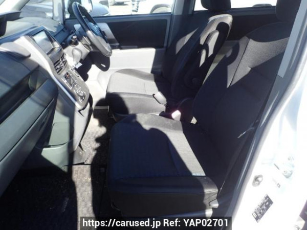 Used 2009 AT toyota voxy ZRR70W Image[10]