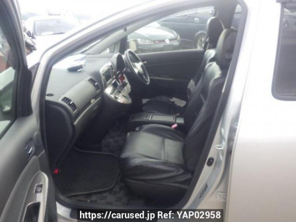 Used 2005 AT toyota wish ZNE10G Image[12]