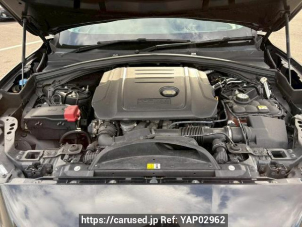 Used 2017 AT jaguar f-pace DC2NA Image[9]