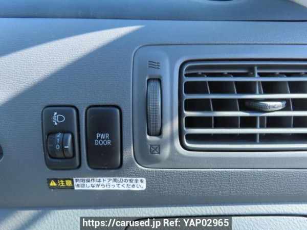 Used 2004 AT toyota raum NCZ20 Image[31]