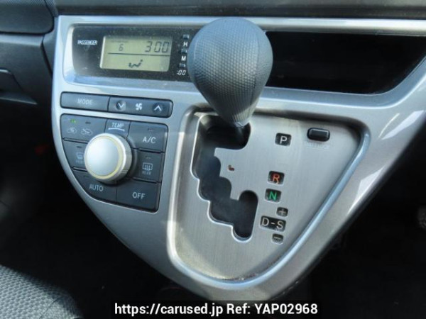 Used 2005 AT toyota wish ZNE10G Image[29]