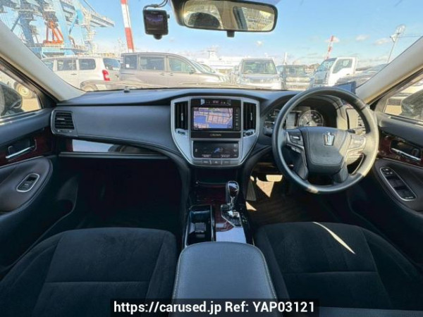 Used 2016 AT toyota crown GRS210 Image[16]