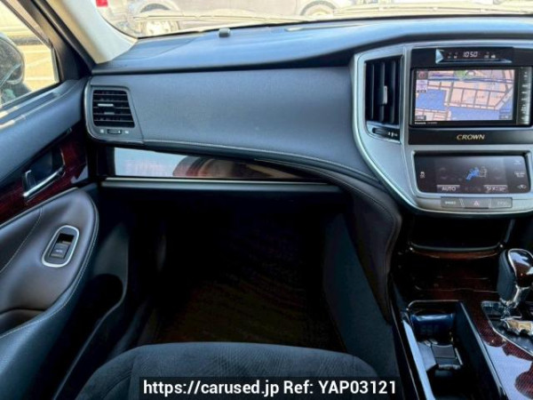 Used 2016 AT toyota crown GRS210 Image[17]