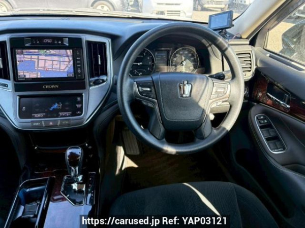 Used 2016 AT toyota crown GRS210 Image[18]
