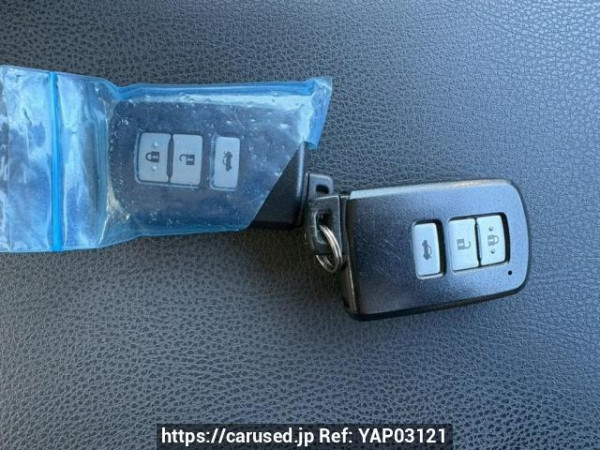 Used 2016 AT toyota crown GRS210 Image[26]