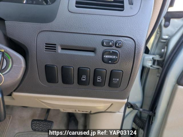 Used 2005 AT toyota alphard ANH10W Image[22]
