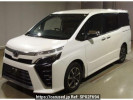 Toyota Voxy ZRR80W