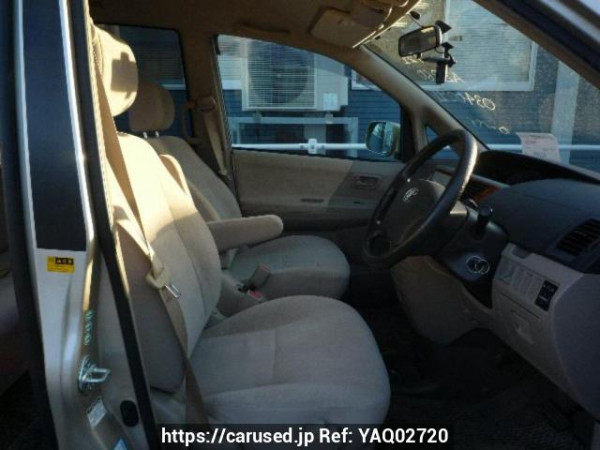Used 2004 AT toyota noah AZR60G Image[9]